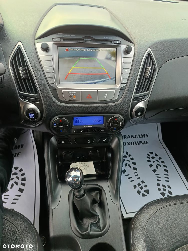 Hyundai ix35 1.7 CRDi 2WD Fifa World Cup Edition - 30