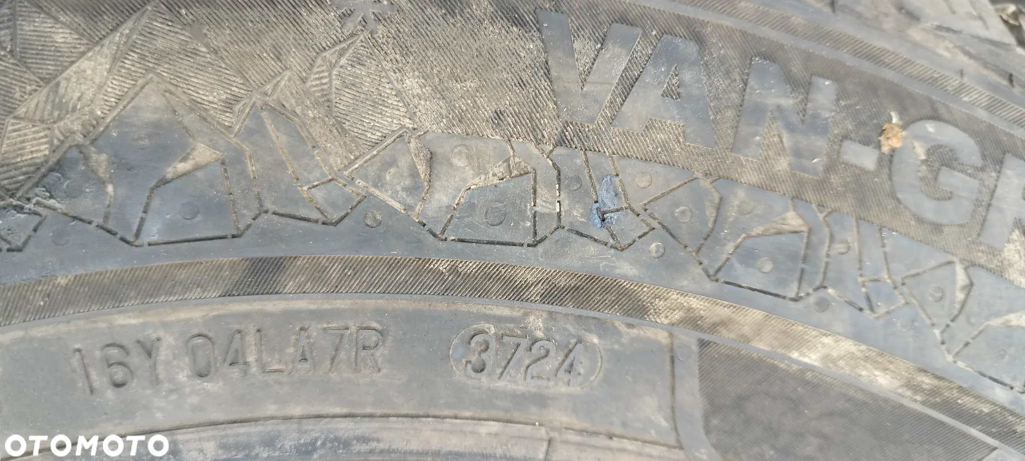 215/65/15 c semperit van grip 3 - 2