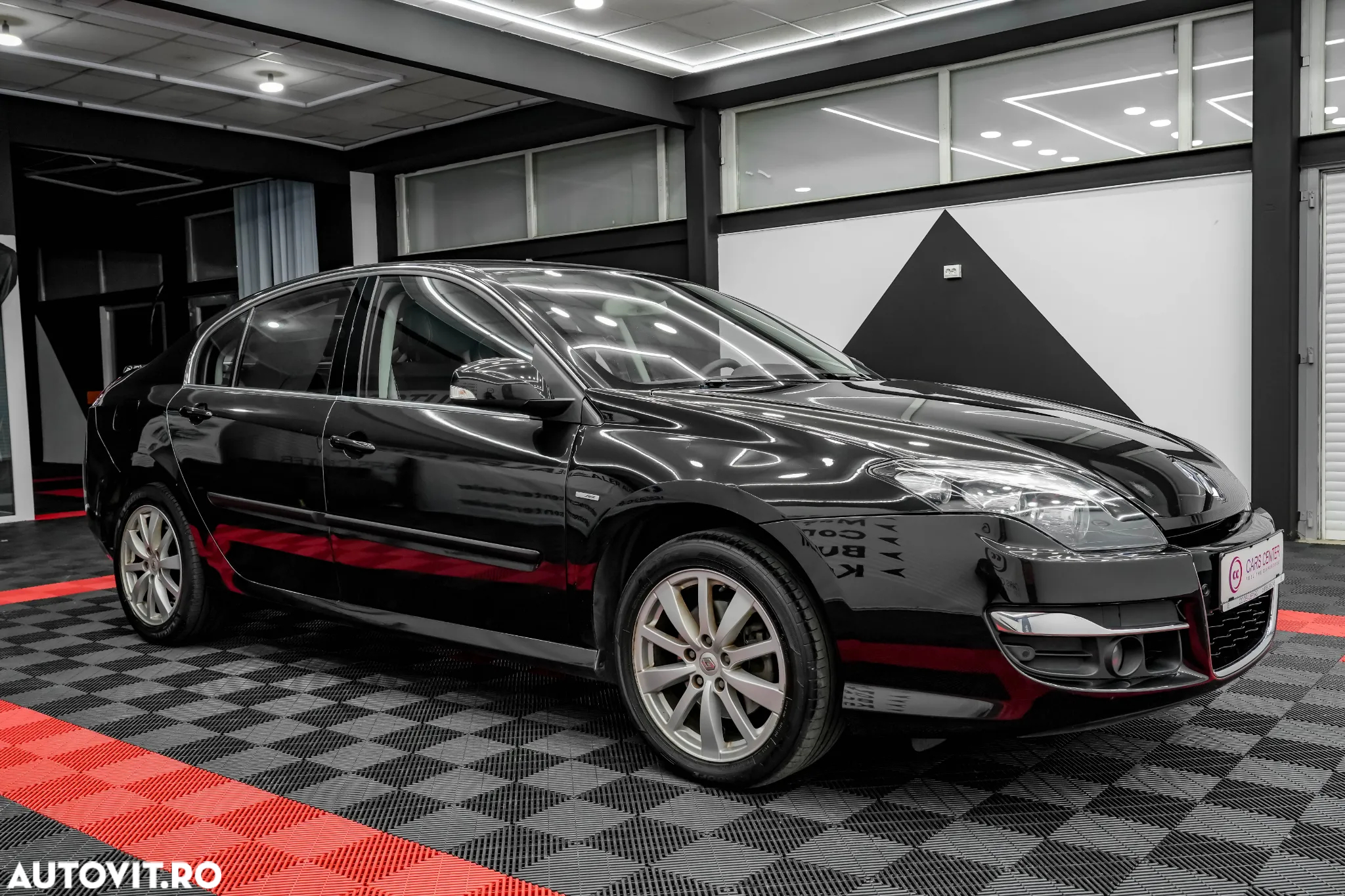 Renault Laguna 2.0dCi BOSE - 17