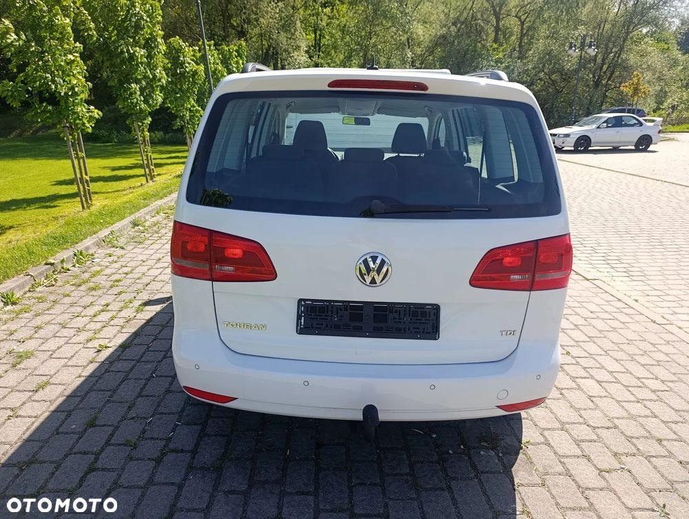 Volkswagen Touran 1.6 TDI DPF BlueMotion Technology Life - 9
