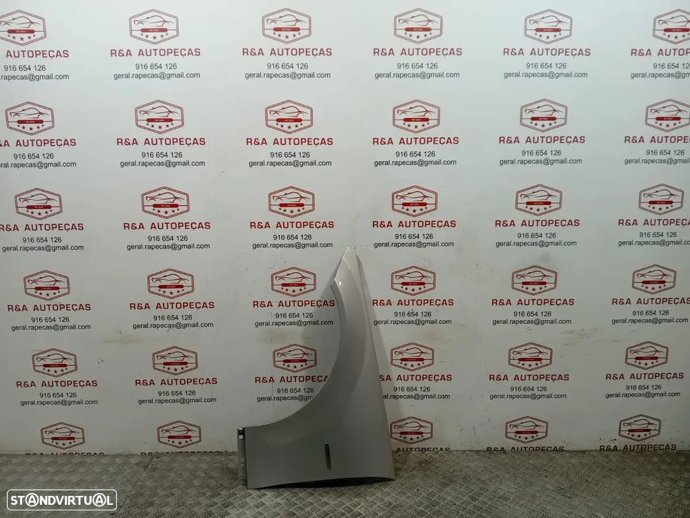 Guarda Lamas Frente Frontal Esquerdo Mercedes Class CW204 Original - 2