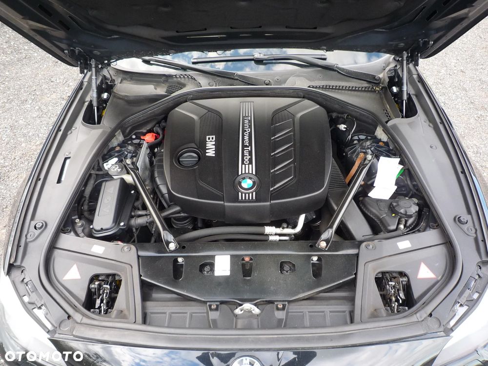 BMW Seria 5 520d - 36