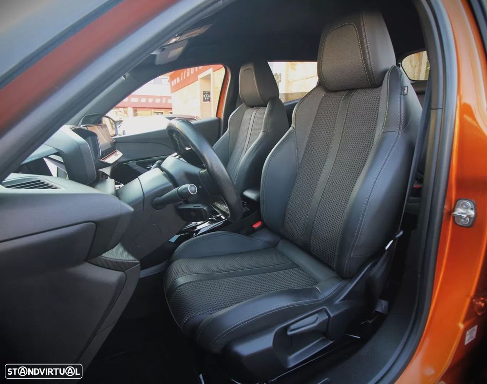 Peugeot e-2008 - 8