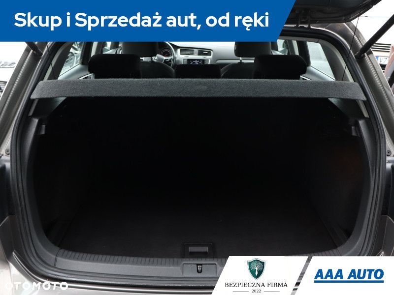 Volkswagen Golf - 14