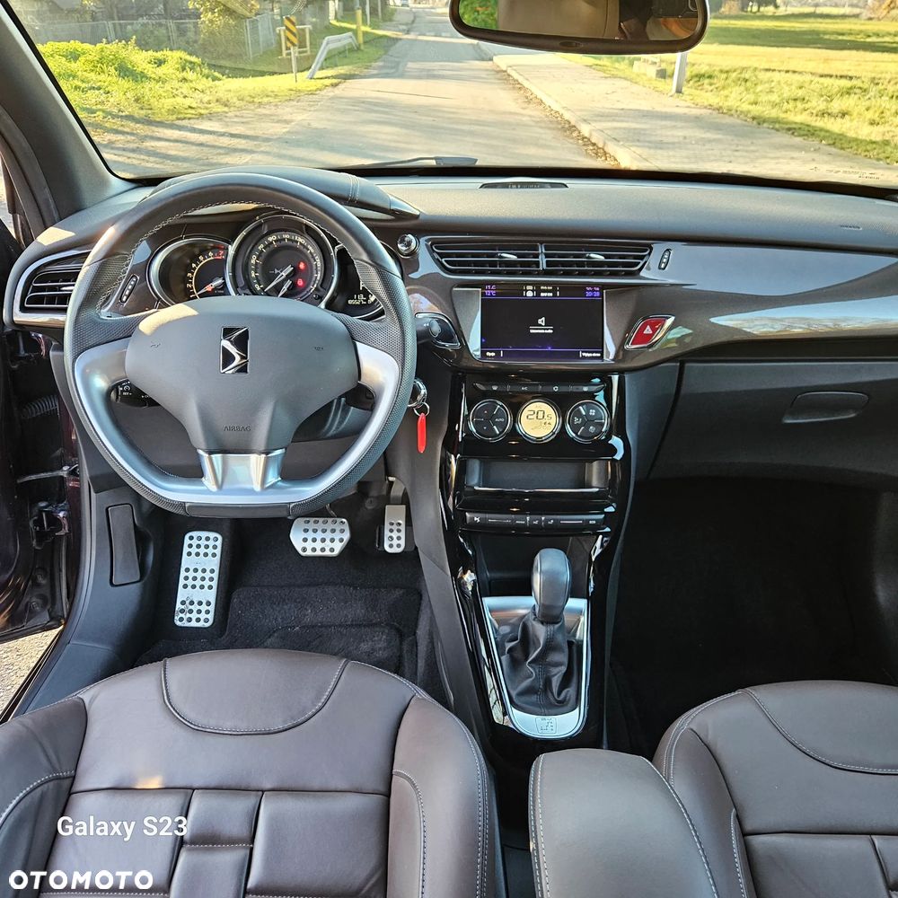 Citroën DS3 PureTech 110 Start & Stop EAT6 OPF PERFORMANCE LINE - 23