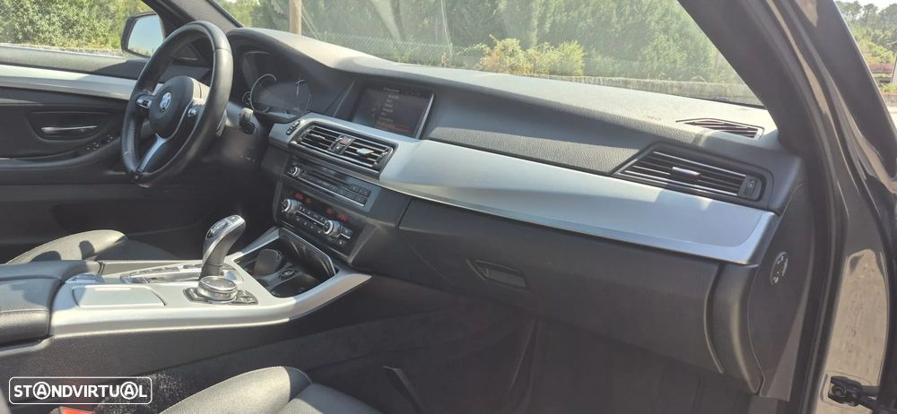 BMW 535 d xDrive Pack M Auto - 24