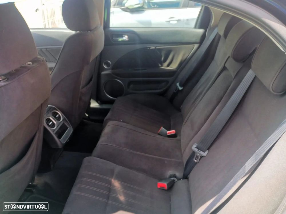 Alfa Romeo 159 1.9 JTDM 16V Sportiva - 12