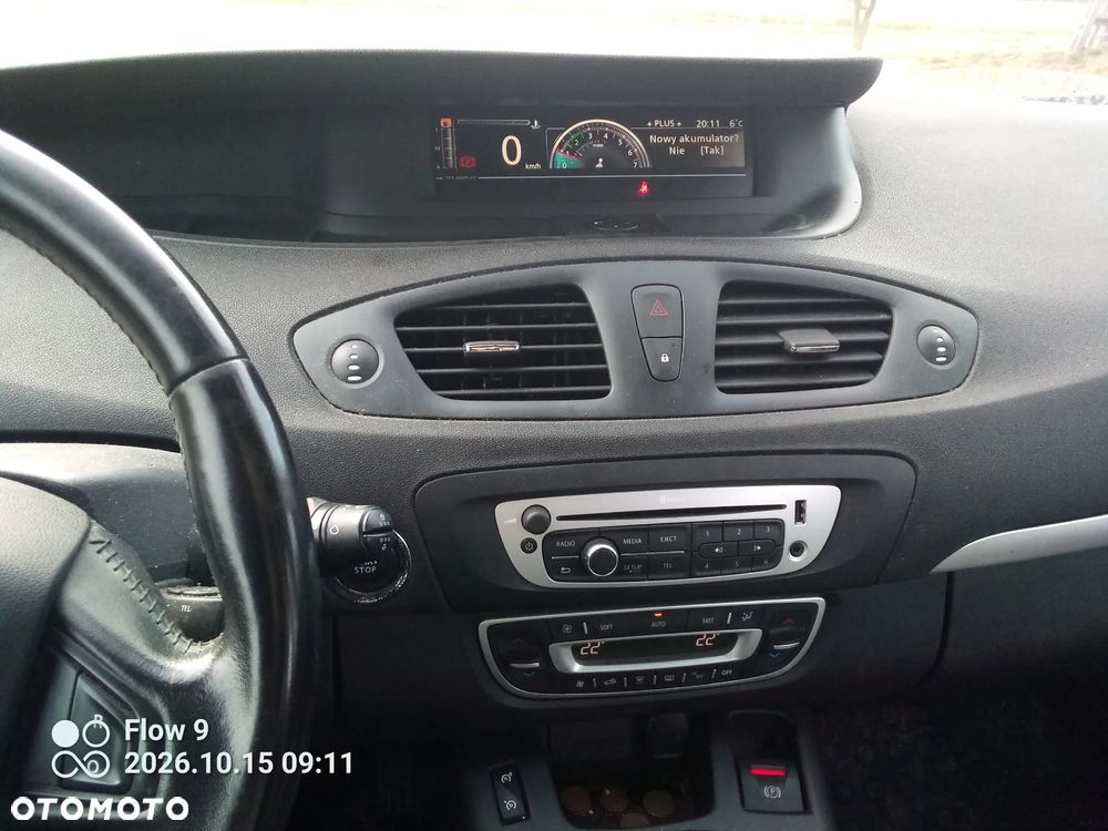 Renault Scenic - 8