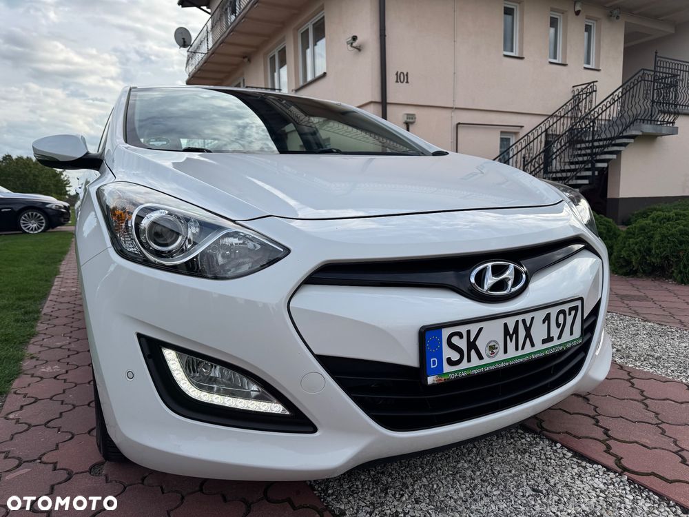 Hyundai i30 1.6 GDI Premium - 13
