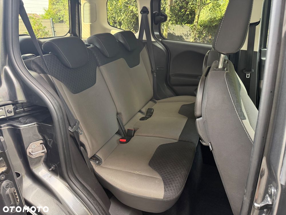 Ford Tourneo Courier 1.0 EcoBoost Titanium - 16