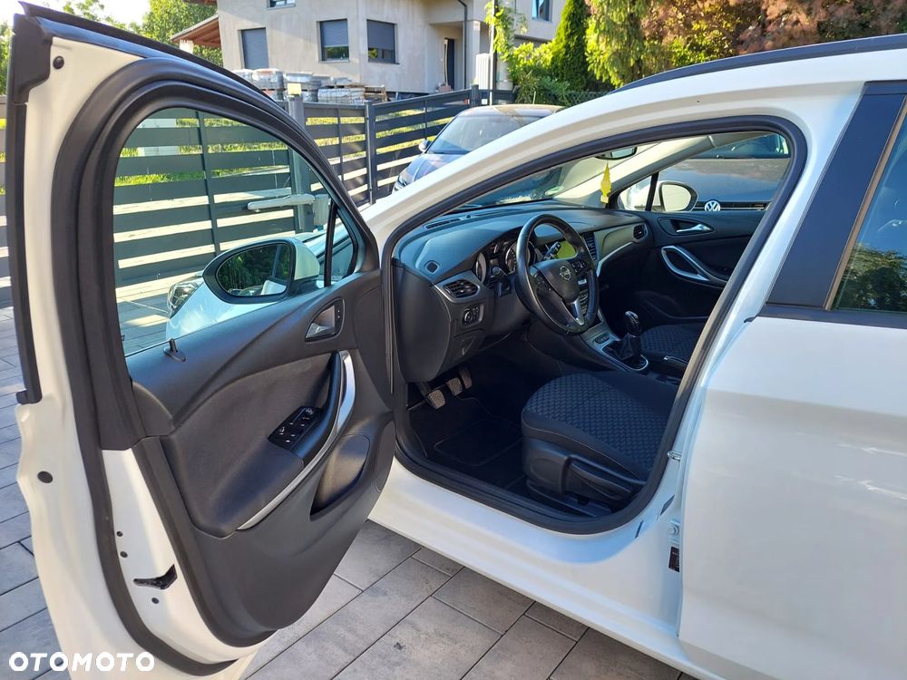 Opel Astra 1.4 Turbo Sports Tourer Innovation - 9