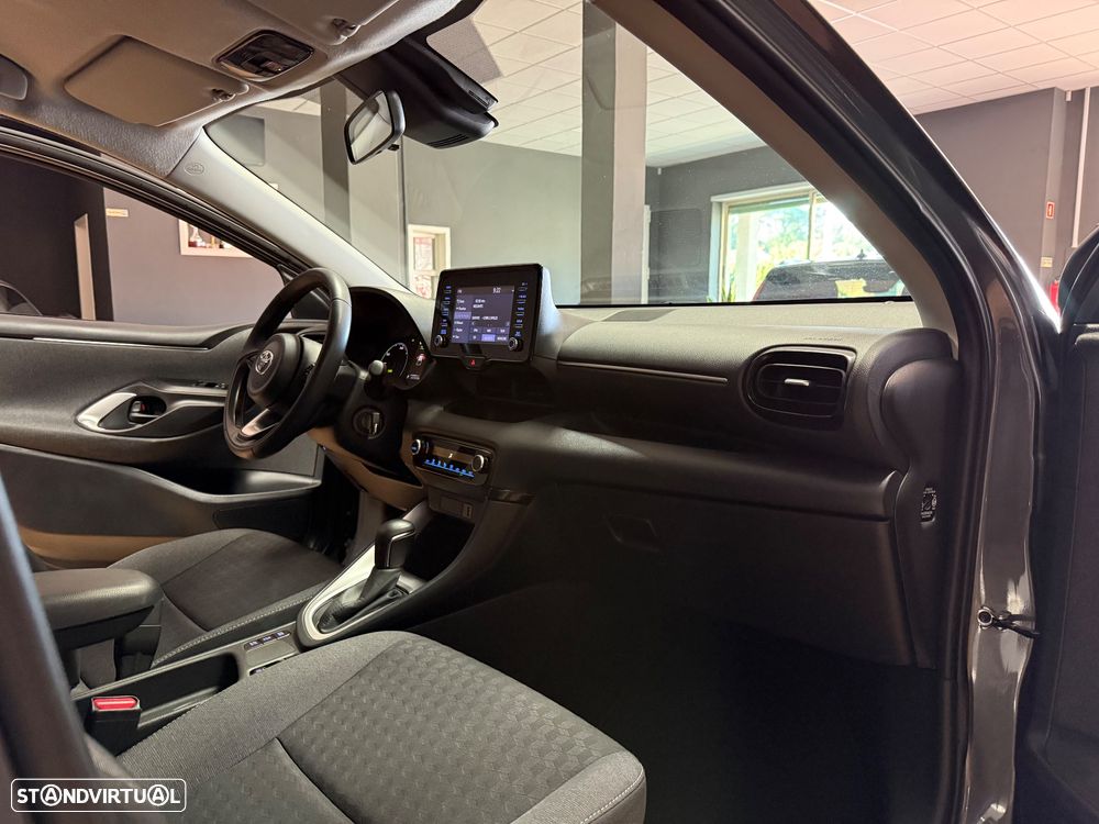 Toyota Yaris 1.5 HDF Comfort Plus - 12