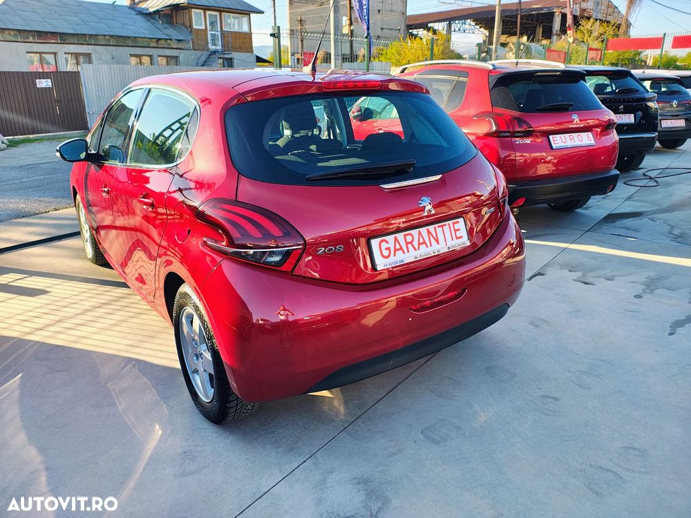 Peugeot 208 PureTech 110 Stop & Start Allure - 21