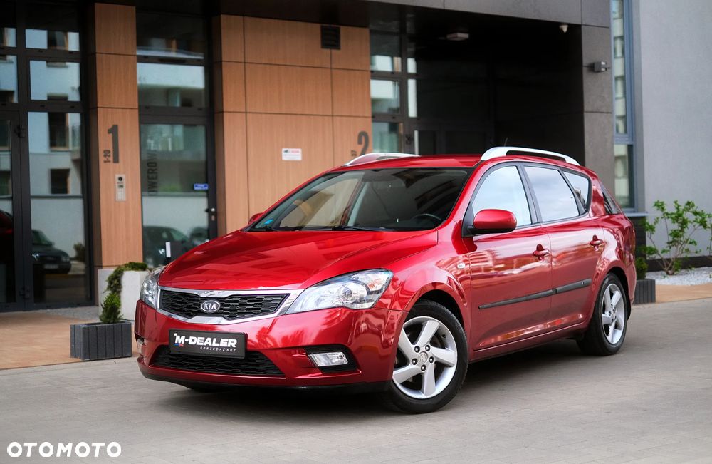 Kia Ceed 1.6 GDI Business Line - 1