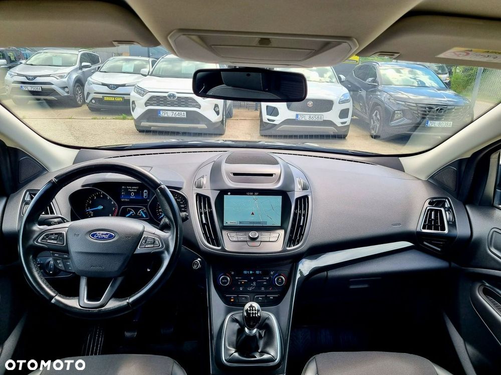 Ford Kuga 1.5 EcoBoost 2x4 Titanium - 15
