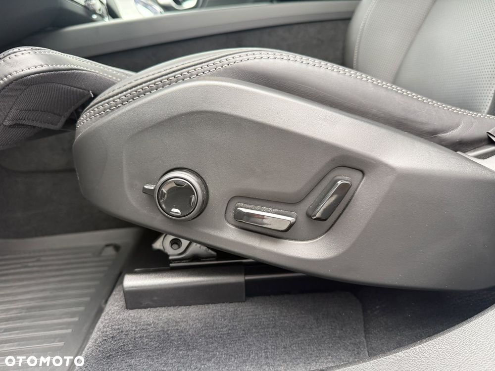 Volvo XC 60 - 13