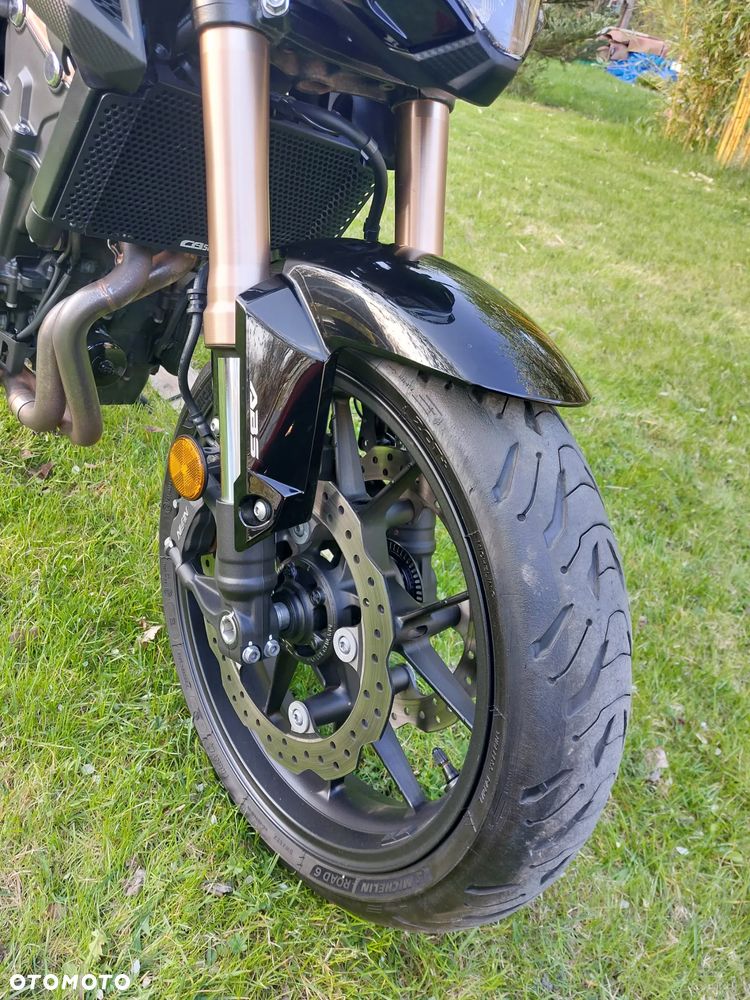 Honda CB - 15