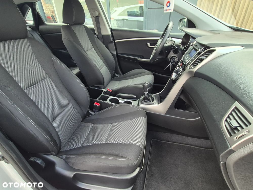 Hyundai i30 1.4 Comfort - 33