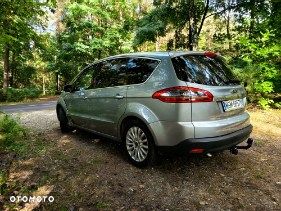 Ford S-Max 2012 photo 4