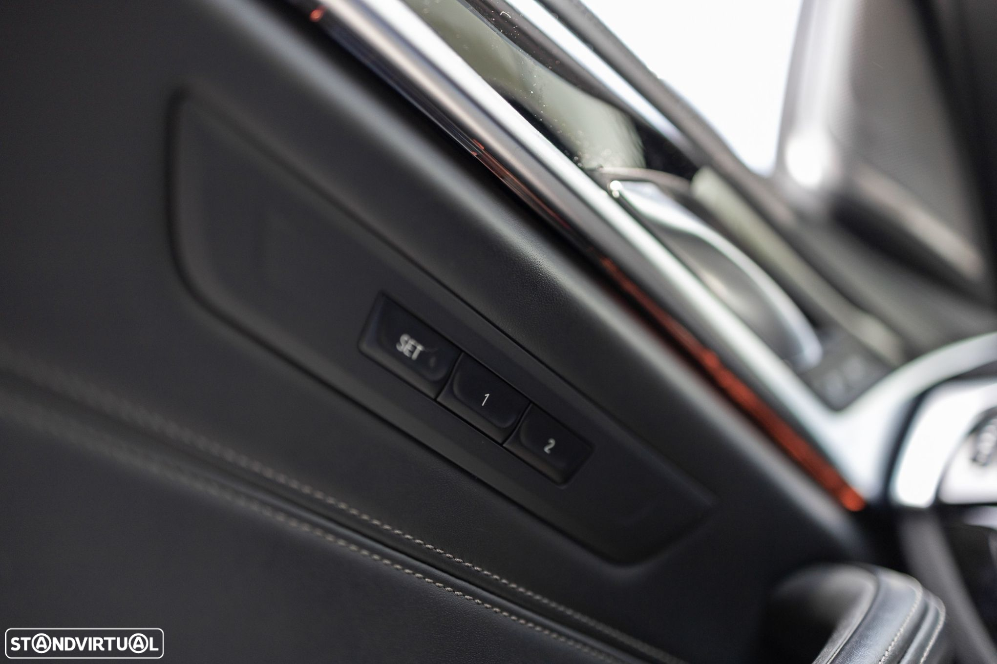 BMW 540 d xDrive Pack M Auto - 25
