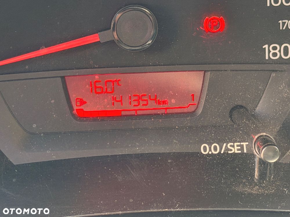Volkswagen up! take - 18