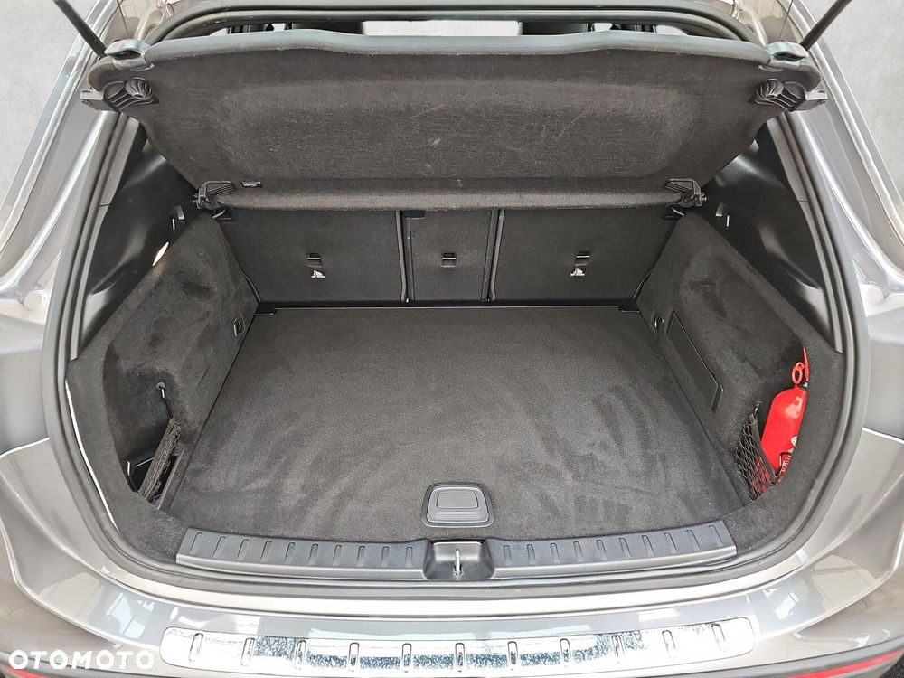 Mercedes-Benz GLA - 22
