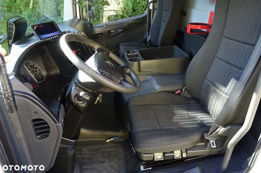 Mercedes-Benz Atego 1218 Euro6 tylko 323tys.km Kontener 18p winda Sprowadzony - 13