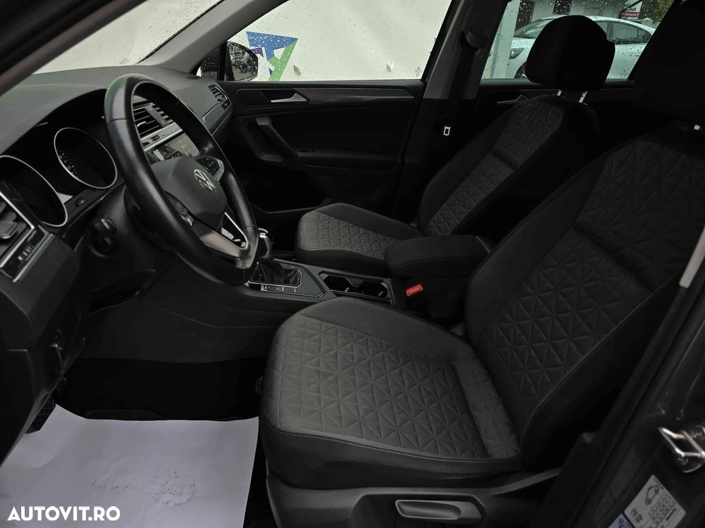 Volkswagen Tiguan - 14
