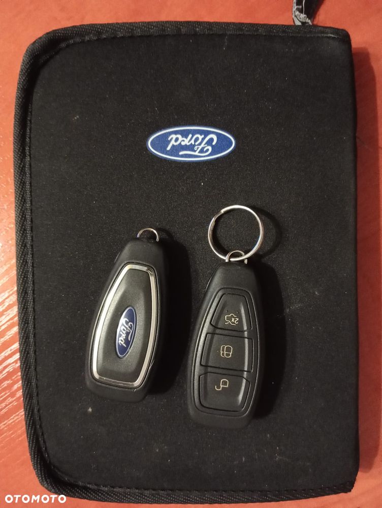 Ford Focus 1.6 TDCi ECOnetic 88g Start-Stopp-System Titanium - 3