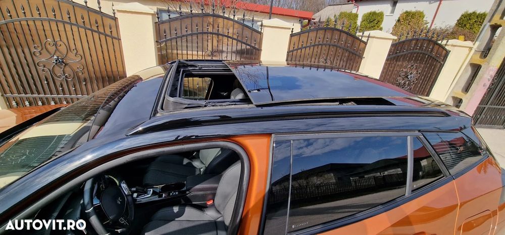 Peugeot 2008 1.2 L PureTech STT EAT8 GT Line - 6