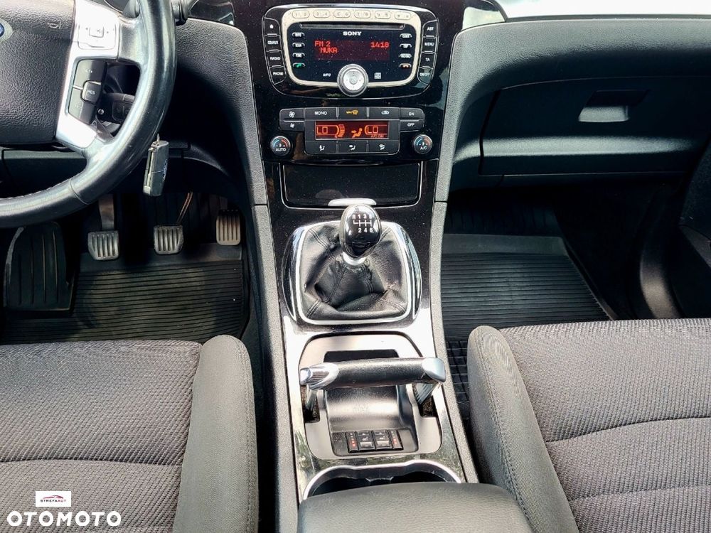 Ford S-Max - 27