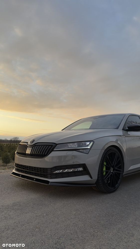 Skoda Superb 2.0 TSI 4x4 Sportline DSG - 1