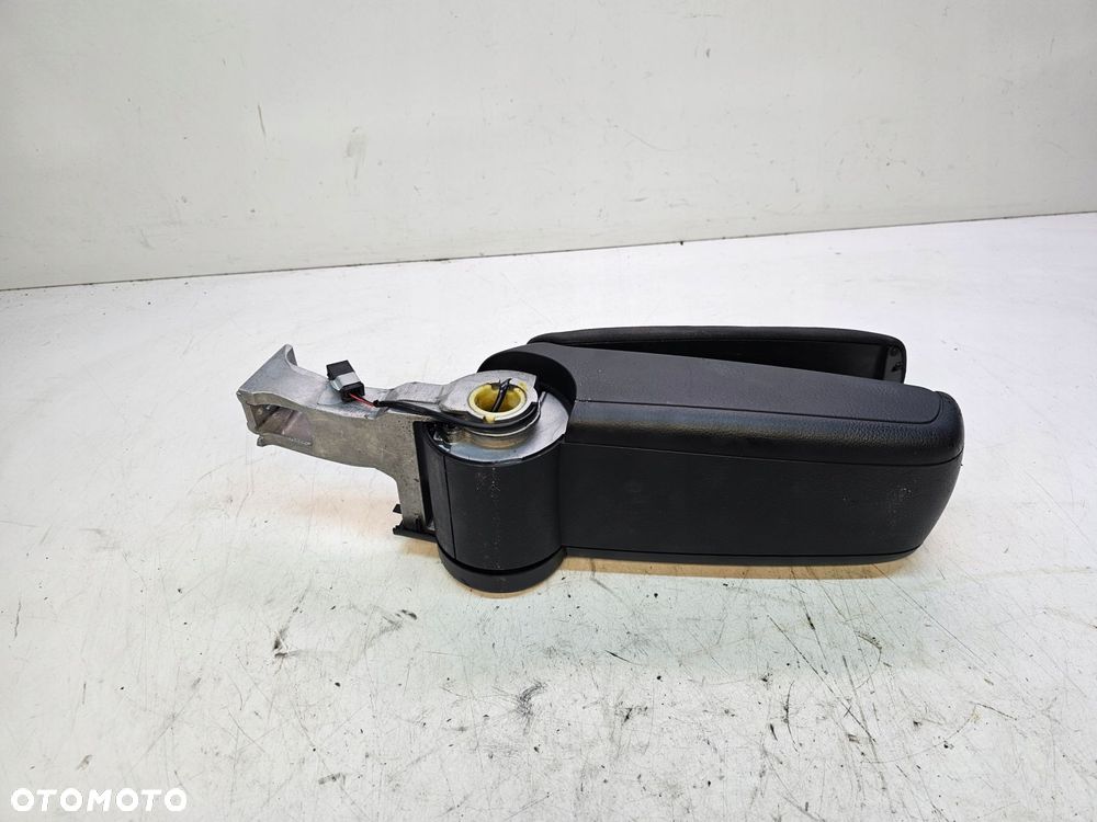 PODŁOKIETNIK PRZÓD AUDI A4 B6 B7 WELUR 8E0864207D - 5