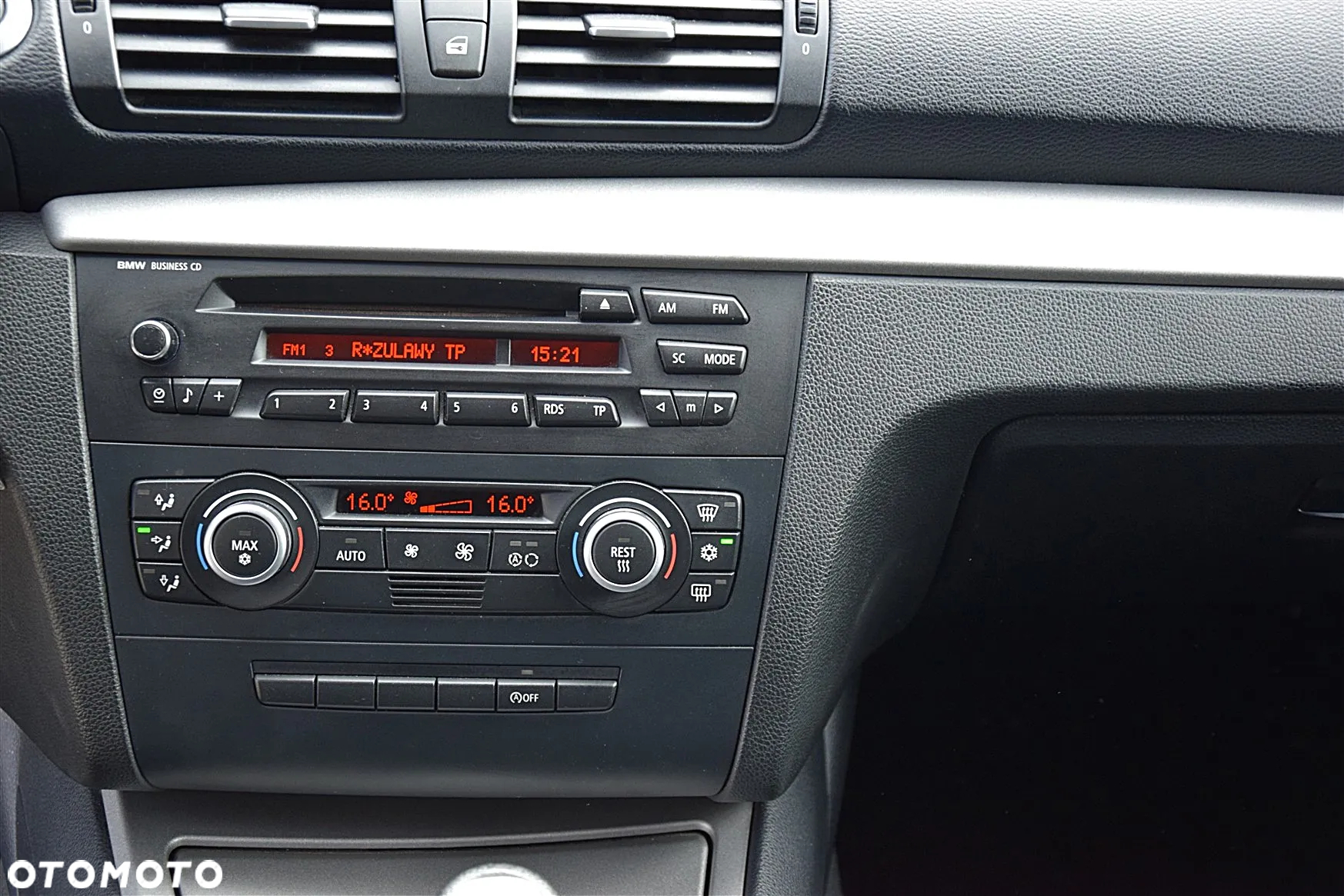 BMW Seria 1 118d - 20