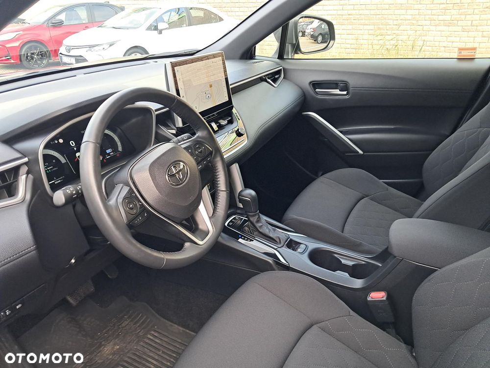 Toyota Corolla Cross - 9