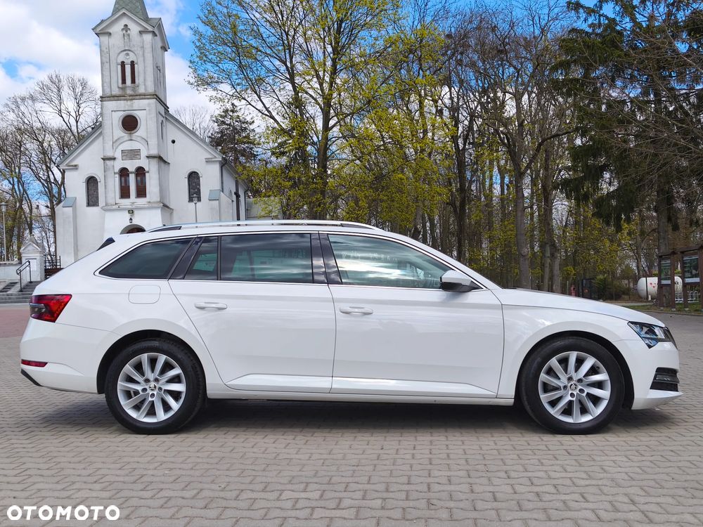 Skoda Superb 2.0 TDI DSG Ambition - 14
