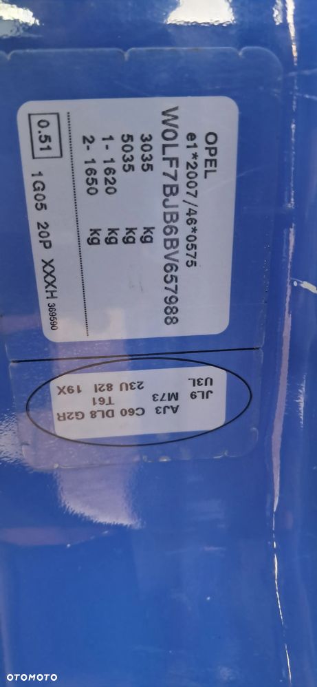 Opel Vivaro 2.5 CDTi L2H1 - 20