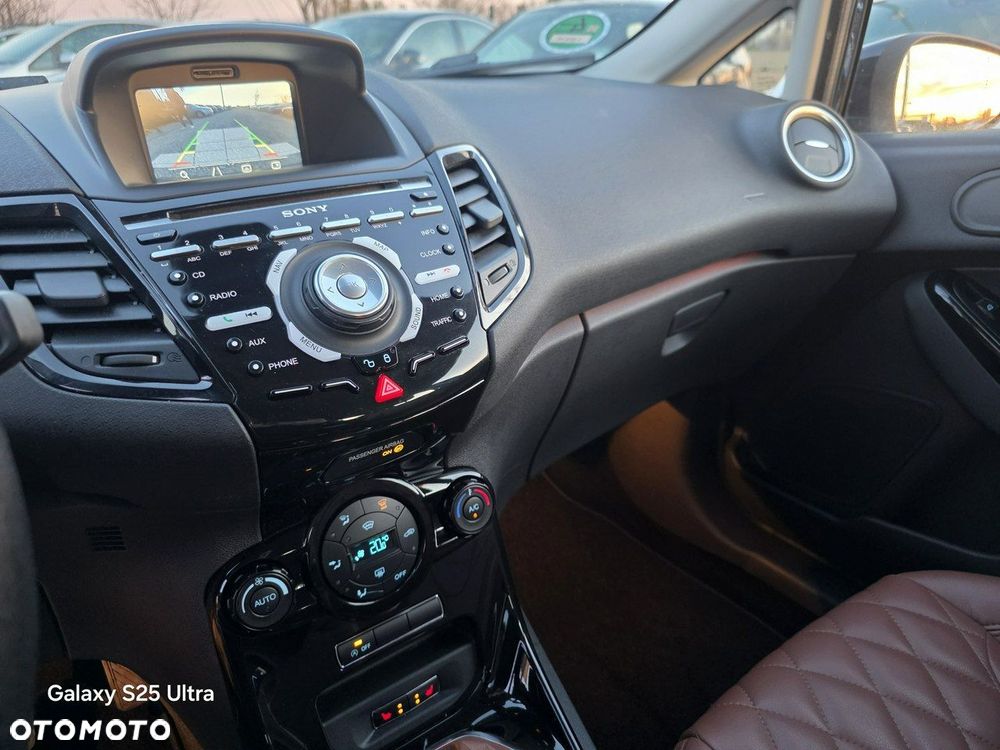 Ford Fiesta 1.6 TDCi Titanium - 33