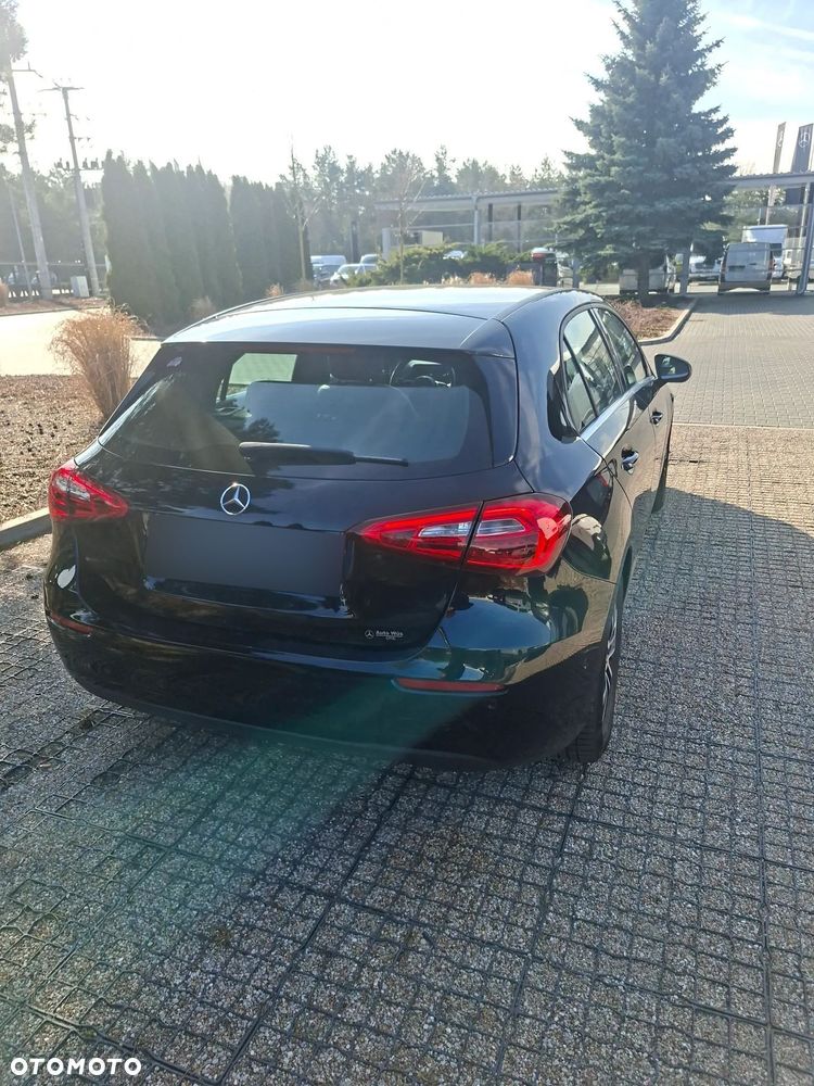 Mercedes-Benz Klasa A 160 Advanced Progressive - 16
