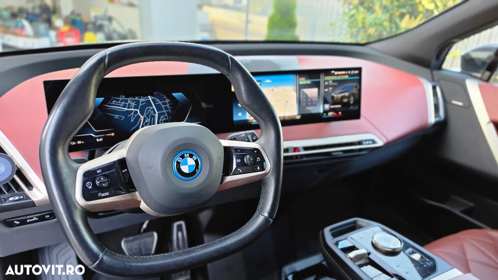 BMW iX - 7