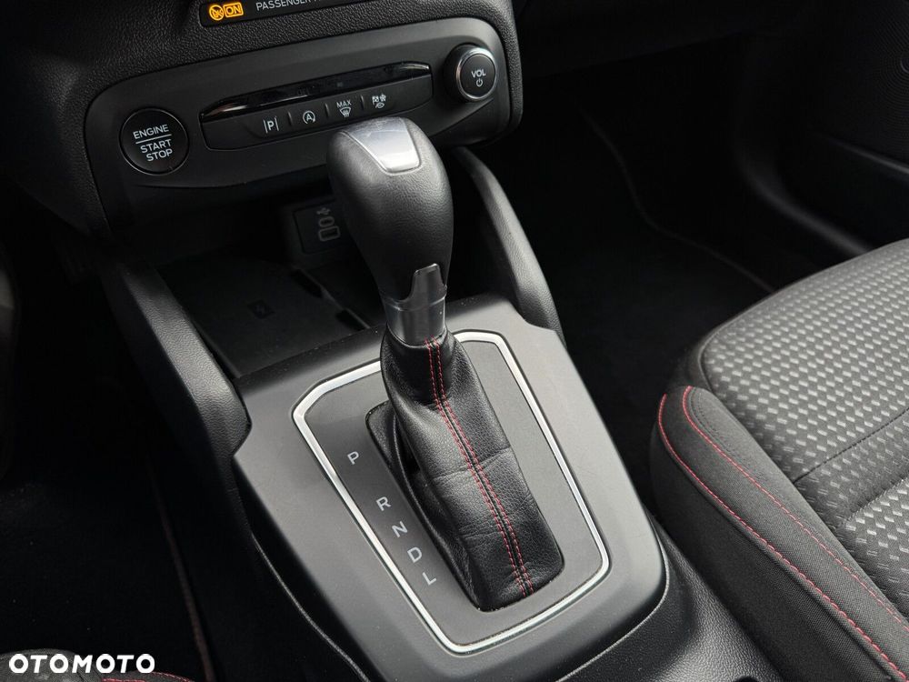 Ford Focus 1.0 EcoBoost mHEV ST-Line X - 28