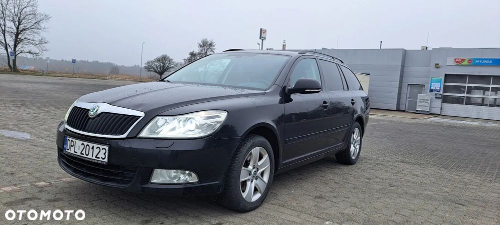 Skoda Octavia 2.0 TDI DPF Ambition DSG - 1