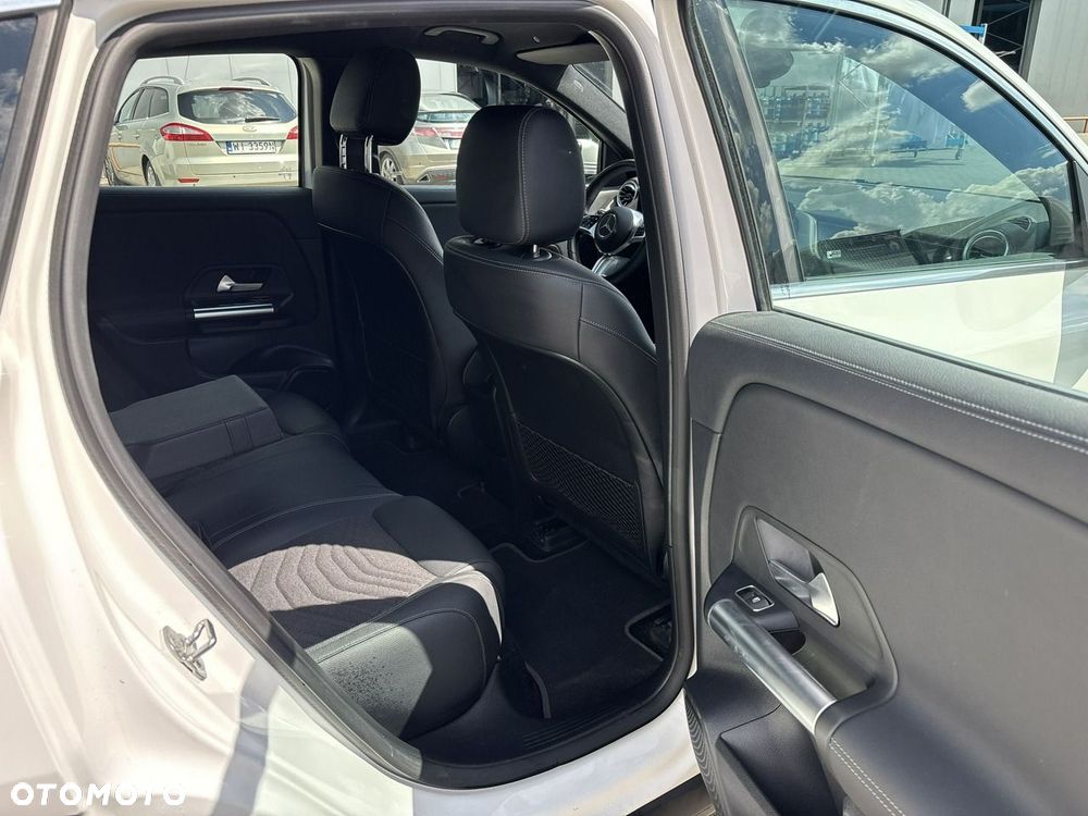 Mercedes-Benz EQA 250+ 70.5kWh Progressive - 18