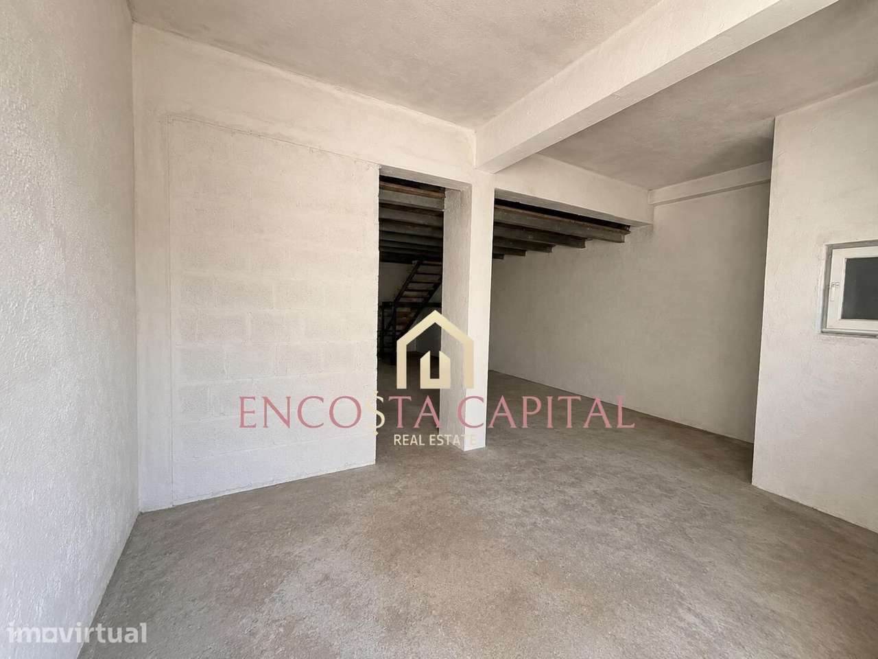 Apartamento T1 com mezanime Sacavém - Grande imagem: 2/21