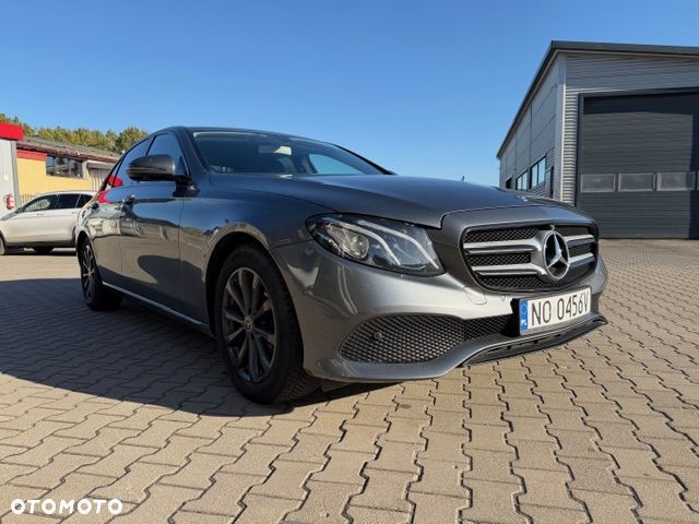 Mercedes-Benz Klasa E 220 d 9G-TRONIC - 5