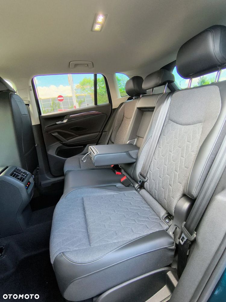 Volkswagen Tiguan - 30