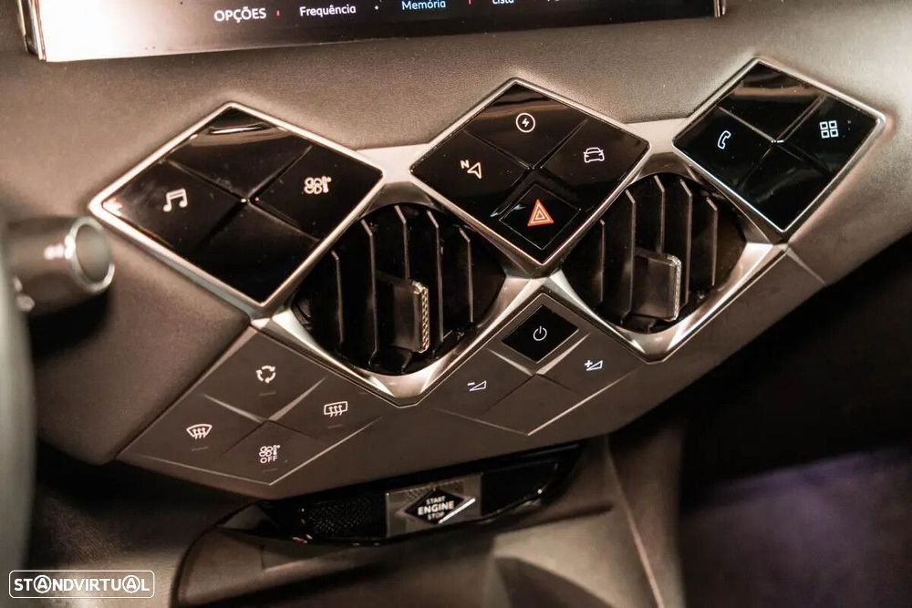 DS DS3 Crossback - 31