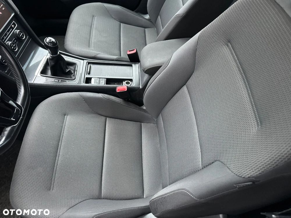 Volkswagen Golf 1.6 TDI BMT Comfortline - 14