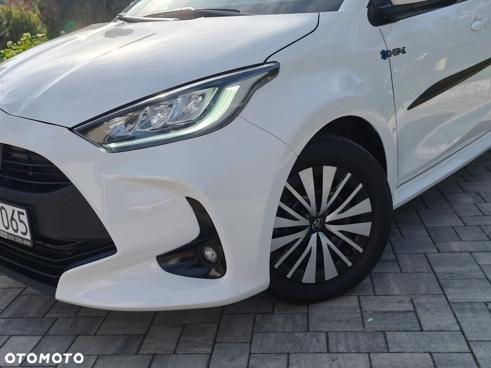 Toyota Yaris Hybrid 1.5 Premiere Edition - 17