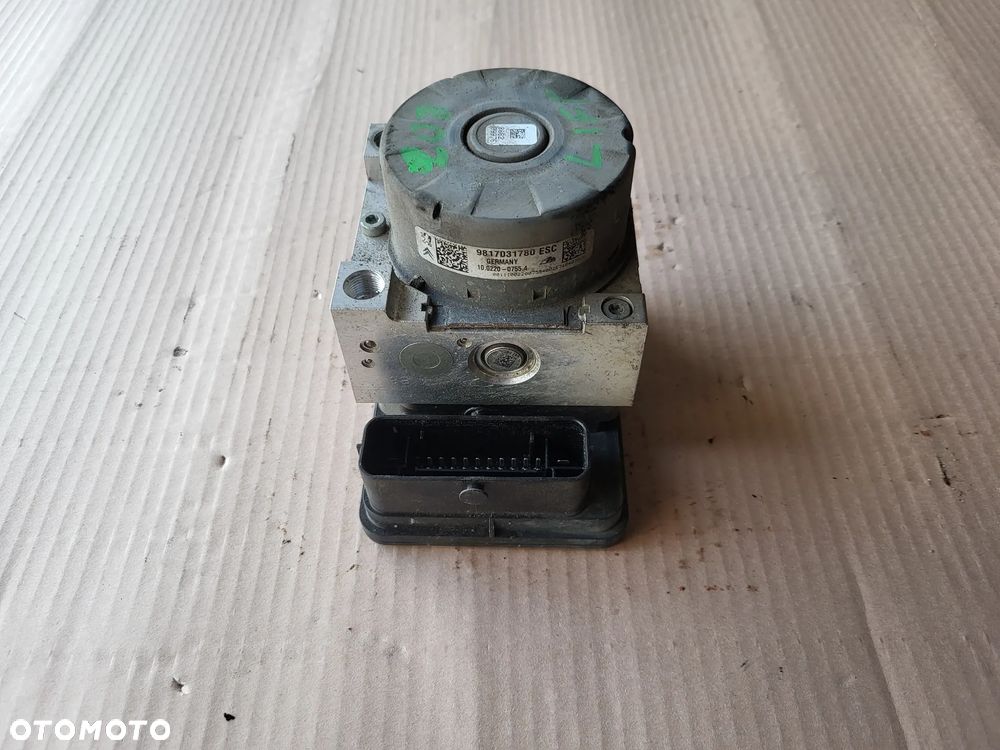 Pompa hamulcowa ABS Peugeot 208 - 1
